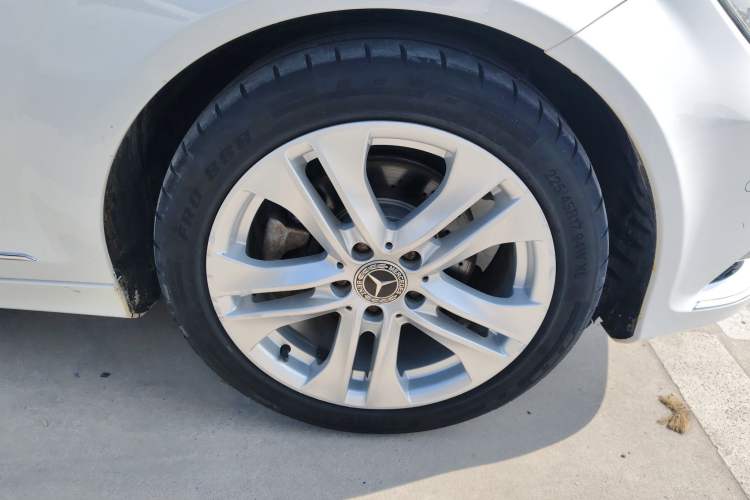 Used Mercedes-Benz C-Class 2011 C 200 Fashion Travel Edition
