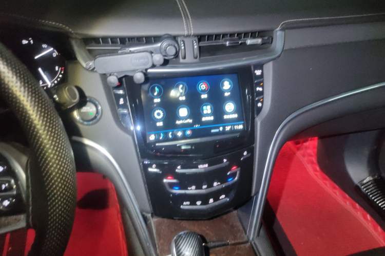 Used Cadillac XTS 2018 28T Tech Edition Audio And AC Panel