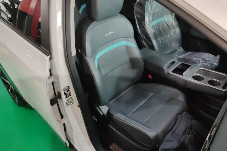 Used AION Y 2022 Plus 70 Smart Edition