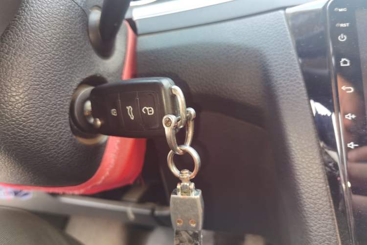 Used Volkswagen Bora 2019 Bora Legend 1.5L Automatic Leading Model China VI Standard Vehicle Key