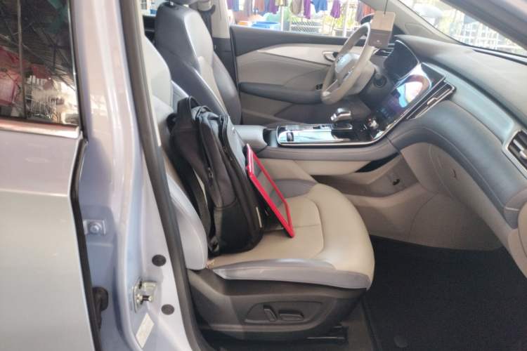 Used Rising ER6 2021 New Dynamic Edition 620km Smart Drive Version
