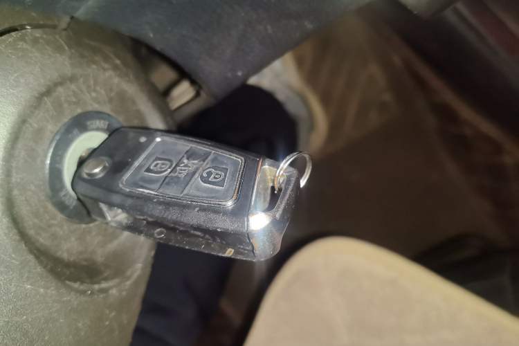 Used Toyota YARiS L Zhi Xuan 2014 1.3E Automatic Charm Edition