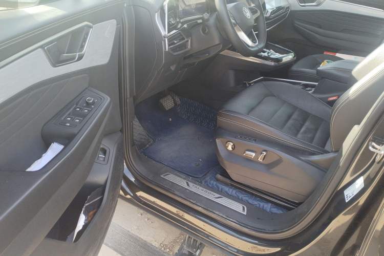 Used Volkswagen Talagon 2022 380TSI All-Wheel-Drive Luxury Prestige Pro 7-Seater Driver Seat