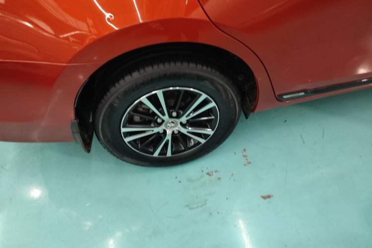 Used Toyota Levin 2015 1.6G CVT Orange Limited Edition
