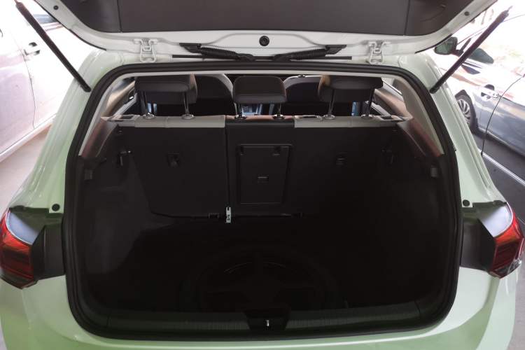 Used Volkswagen Golf 2023 Facelift 280TSI DSG Pro Trunk