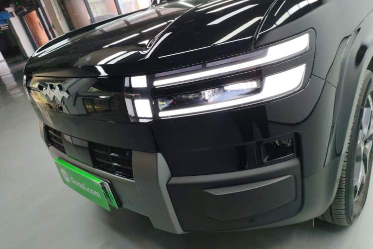 Used Formula Leopard Tai 7 2025 Model 190 km Four-Wheel Drive Ultra Edition Left Front Headlight