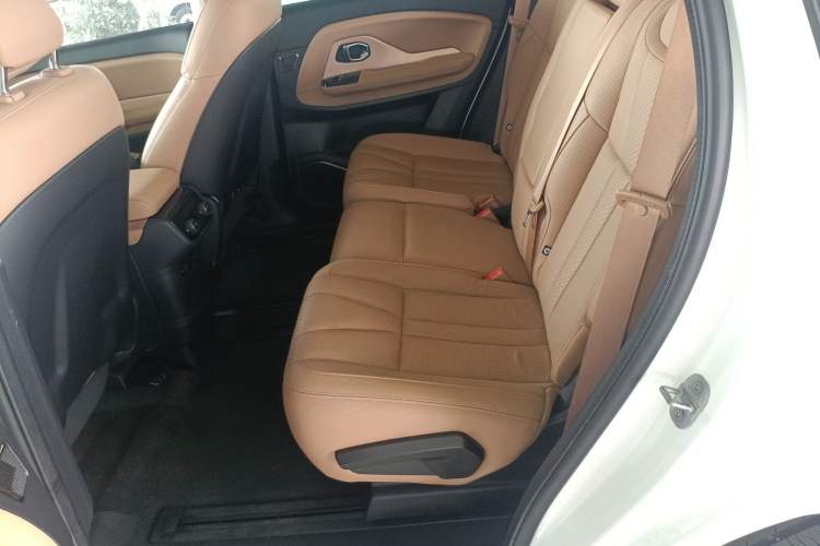 Used Nio ES8 2018 355 km Base Version 7-Seater Edition Left Rear Seat