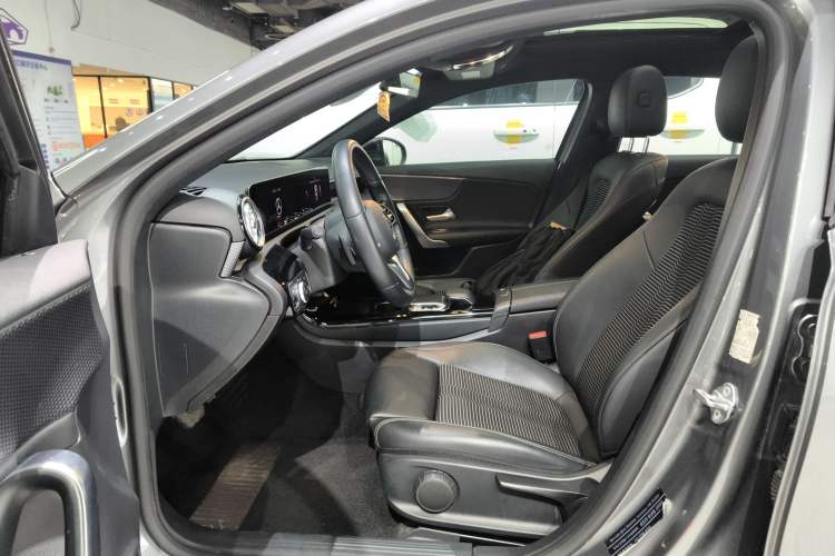 Used Mercedes-Benz A-Class 2019 A 200 Dynamic Edition Left Front Seat