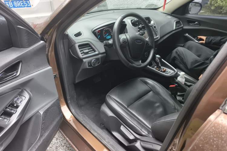 Used Ford Escort 2017 Happiness Edition 1.5L Automatic Fashion Version
