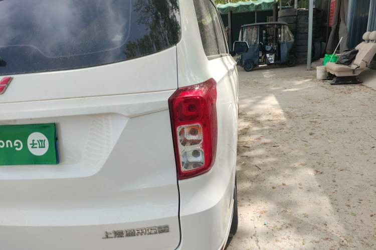 Used Wuling Hongguang 2021 1.5L Facelifted S Comfort Version with Electric Power Steering LAR
