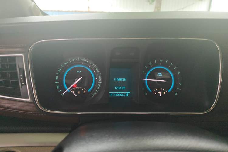 Used Buick GL8 2015 2.4L Luxury Business Premium Edition Instrument Cluster