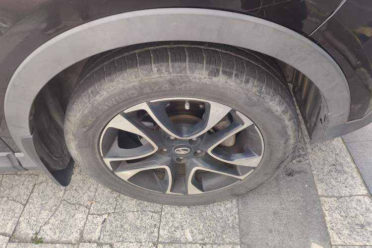 Used Soueast DX7 2018 Classic Edition 1.5T Automatic Comfort Model China V Standard Right Front Wheel Hub