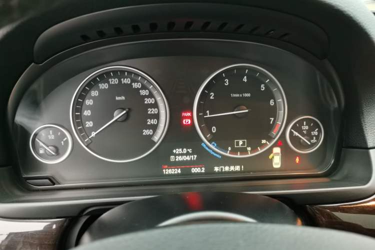 Used BMW 5 Series 2017 525Li Leading Model
