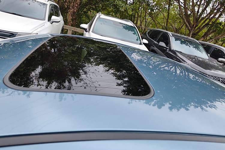 Used Mazda 3 Axela 2017 Sedan 1.5L Automatic Luxury Model Emission Standard China V Roof