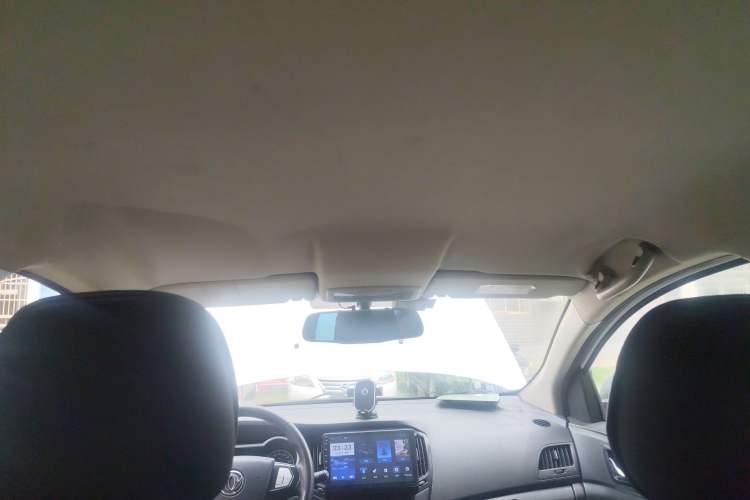 Used Dongfeng Aeolus AX3 2016 1.5L Automatic Shangkue Model
