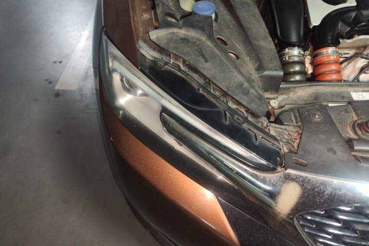 Used DS 6 2014 1.6T Luxury Edition THP160