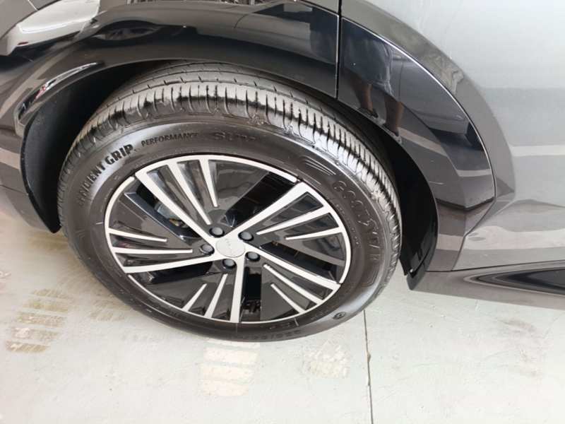 Used Lynk & Co 08 EM-P 2023 245km Ultra-Long Range Halo — 25