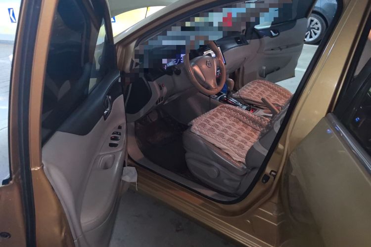 Used Nissan Tiida 2011 1.6L CVT Smart Version Driver Seat