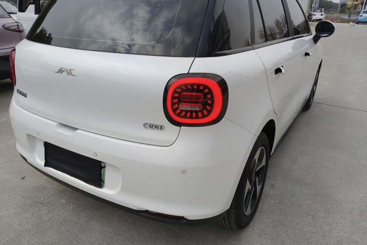 Used JAC Yiwei 3 2023 405km Lite
