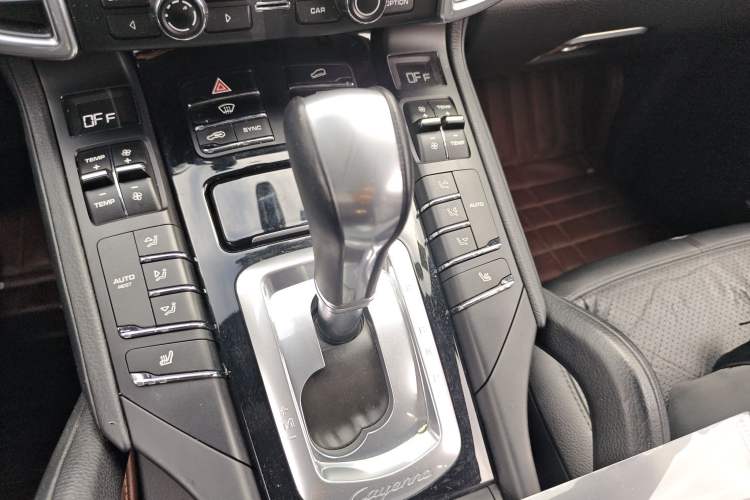 Used Porsche Cayenne  Gear Lever