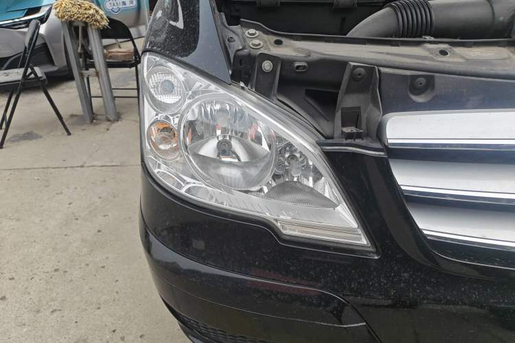 Used Mercedes-Benz Viano 2013 3.0L Comfort Edition