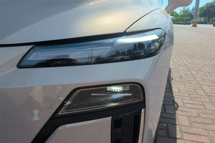 Used Roewe M7 DMH 2025 Model 160km Premium Version
