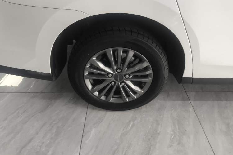 Used SAIC MAXUS G50 2023 PLUS 1.5T Happiness-Recommended Automatic Start Edition