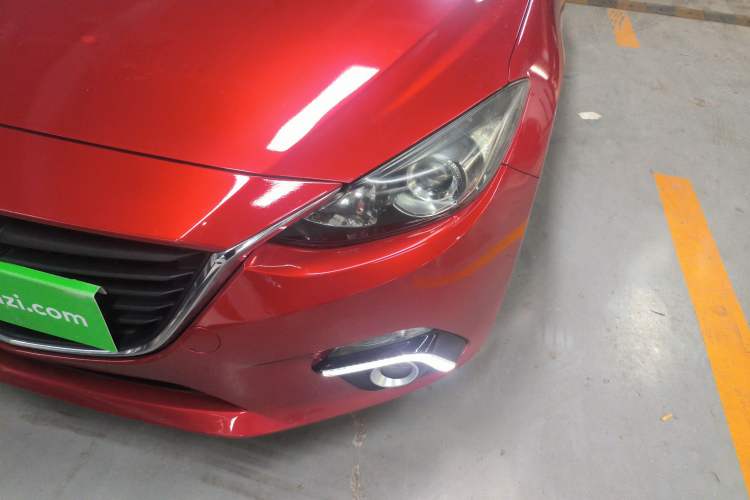 Used Mazda 3 Axela 2014 Sedan 2.0L Automatic Sport Model Left Front Headlight