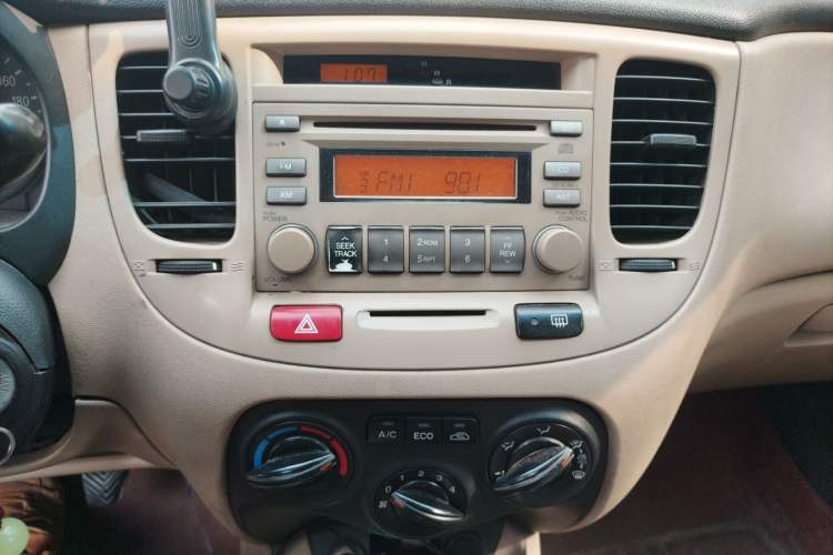 Used Kia Rio 2007 1.4L MT GL