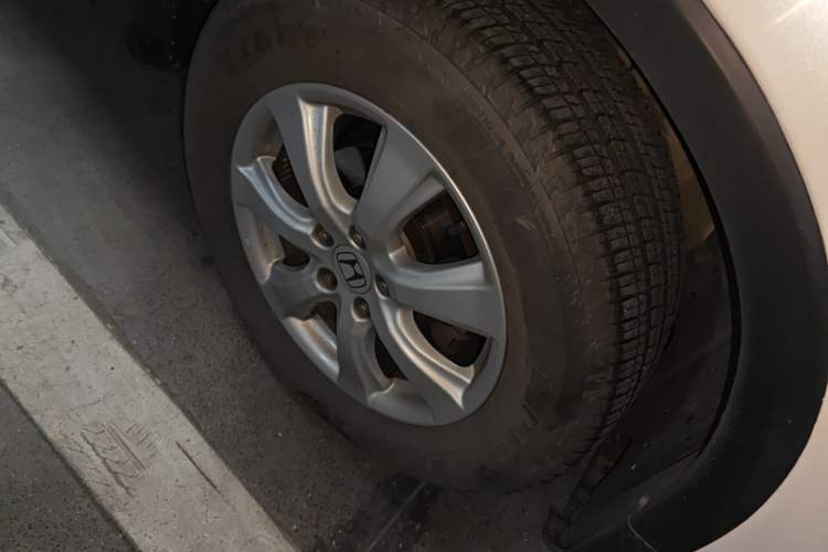 Used Honda CR-V 2015 2.0L 2WD Classic Edition Right Front Wheel Hub