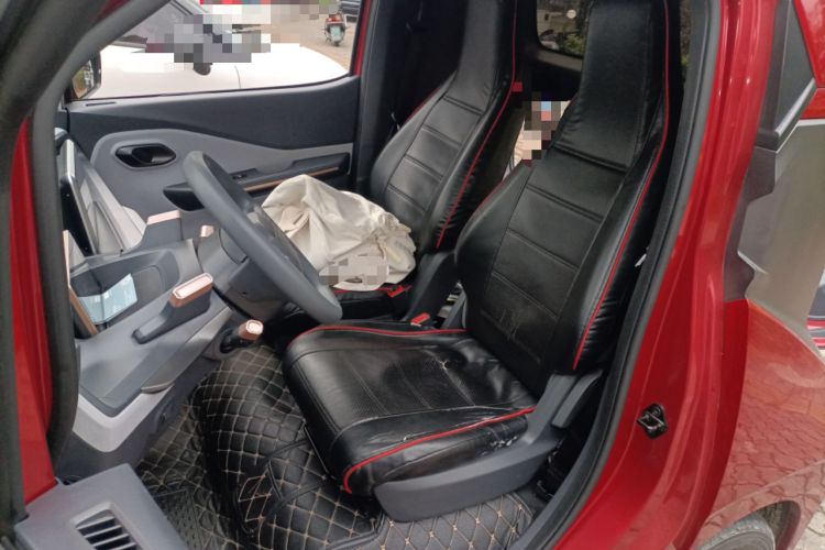 Used Baojun E200 2018 Intelligent Driving Edition Left Front Seat