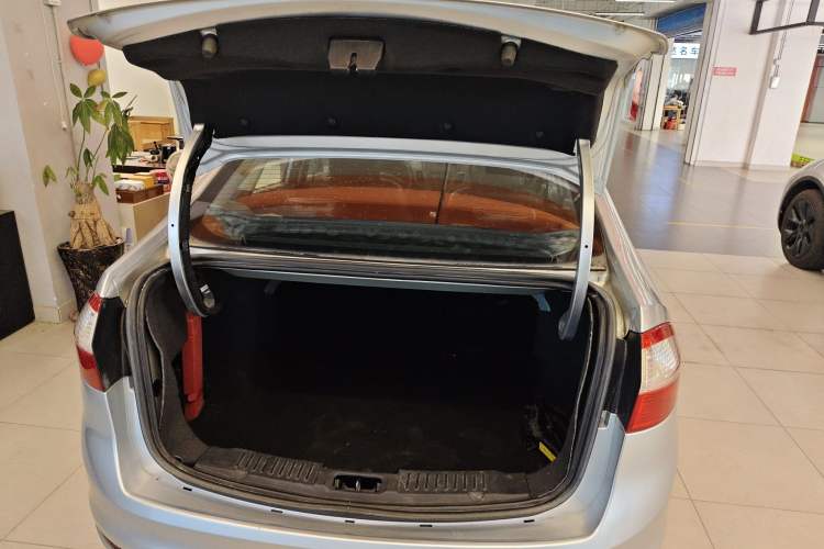 Used Ford Fiesta 2013 Sedan 1.5L Manual Fashion Edition