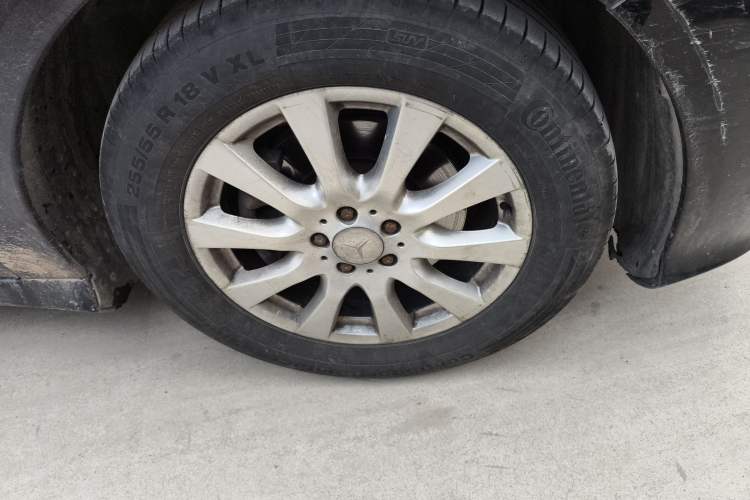 Used Mercedes-Benz R-Class 2010 R 350 L 4MATIC
