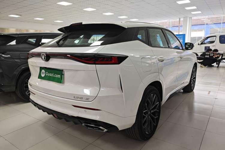 Used Changan UNI-Z New Energy 2025 Model, Smart New Blue Whale 125km Battleship+ Version
