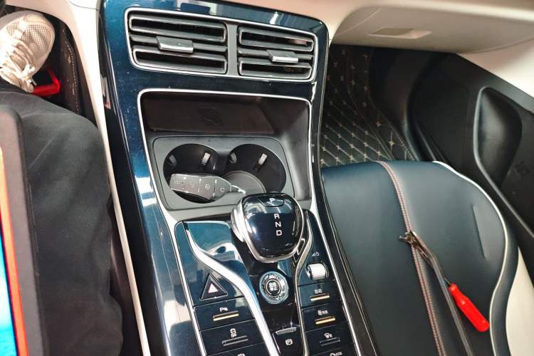 Used BYD Qin PLUS 2021 DM-i 55KM Flagship Model Gear Lever