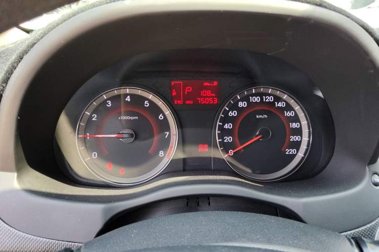 Used Hyundai Verna (older generation) 2014 1.4L Automatic Leading-Edge GLX