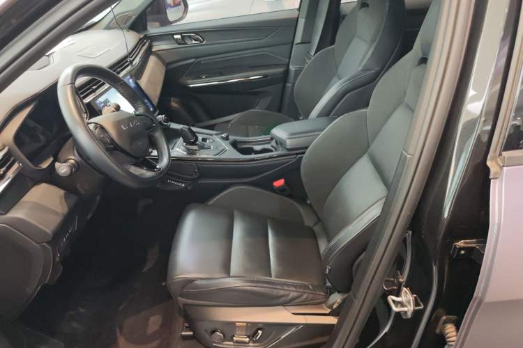 Used Lynk & Co 01 2023 1.5TD EM-F PM Left Front Seat