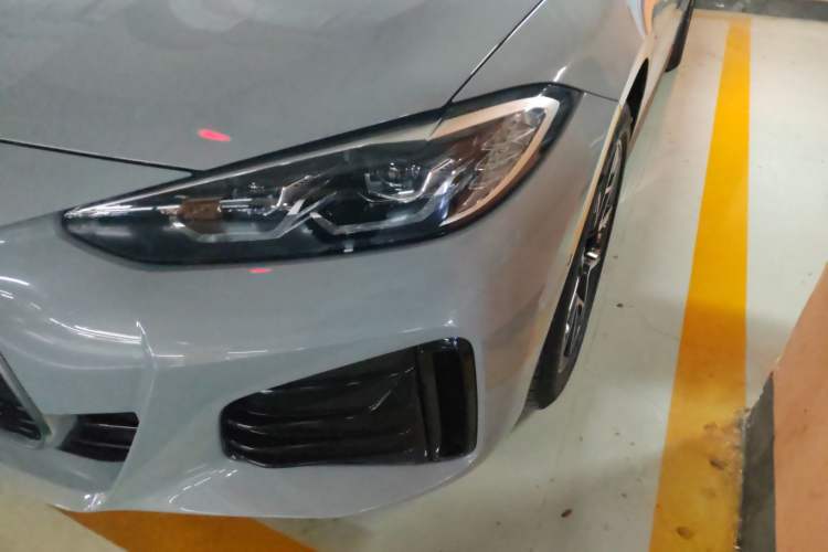 Used BMW i4 2023 eDrive35
