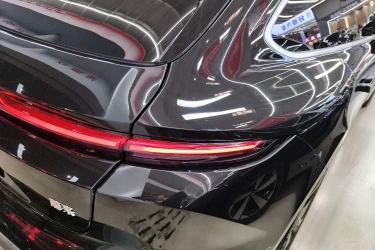 Used Nio ET5T 2024 75kWh Touring Right Rear Taillight