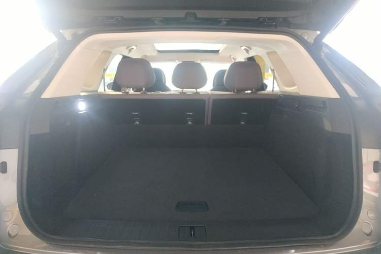 Used Chery Tiggo 9 C-DM 2025 1.5T 106KM Ultra-Comfort Edition 5 Seats Lithium-NMC
