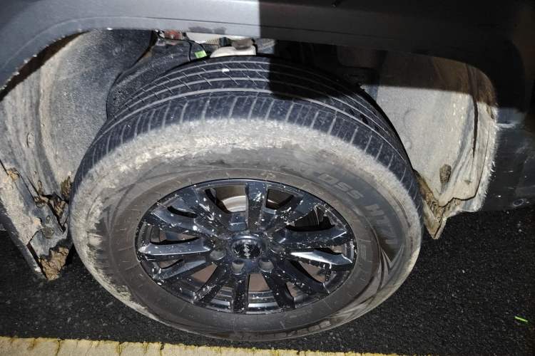 Used Formula Leopard 5 2023 Navigator Edition