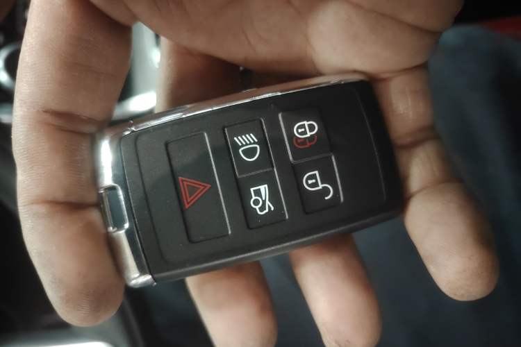 Used Jaguar XEL 2022 2.0T 250 PS R-DYNAMIC S Advanced Sport Edition Vehicle Key