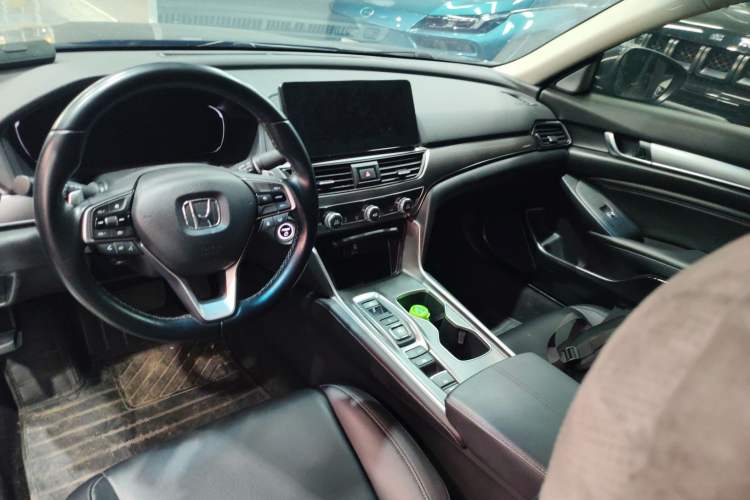 Used Honda Accord 2022 Xing·Hybrid 2.0L Xingling Version Center Console