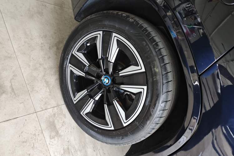 Used BMW iX3 2022 Updated Leading Version
