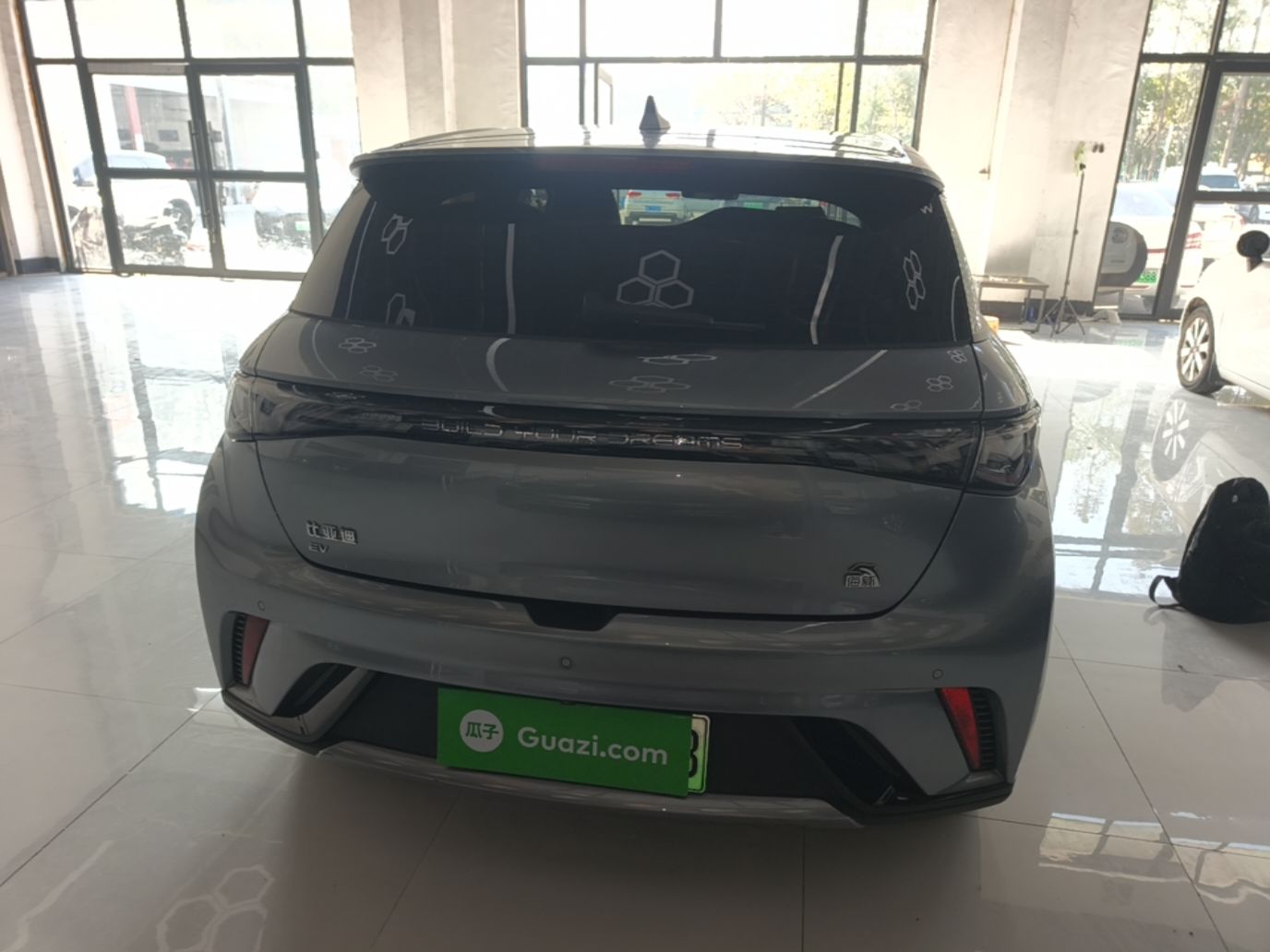 BYD Dolphin 2023 420 km Fashion Edition — снимка 5