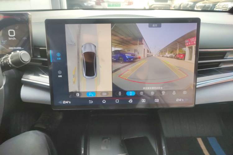 Used BYD Seal 2022 550 km Standard Range Rear-Wheel Drive Prestige Version