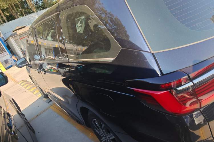 Used Honda Odyssey 2024 2.0L eHEV Sharp & Smart Edition