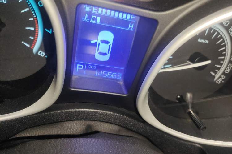 Used GAC Trumpchi GS5 2012 2.0L Automatic Two-Wheel Drive Elite Edition
