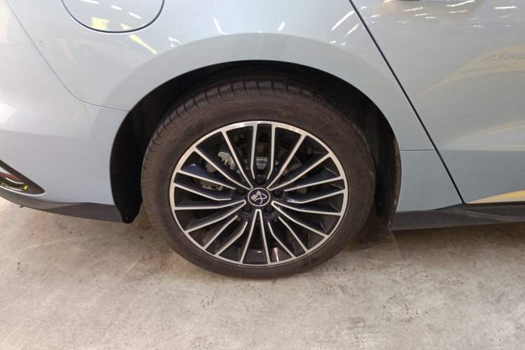 Used BYD Han 2023 DM-i Champion Edition 121KM Prestige Model
