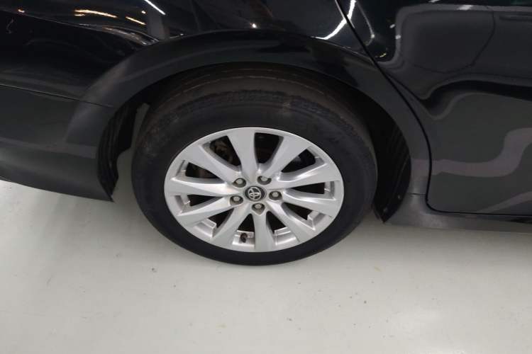 Used Toyota Camry 2019 Revised Version 2.0G Luxury Edition
